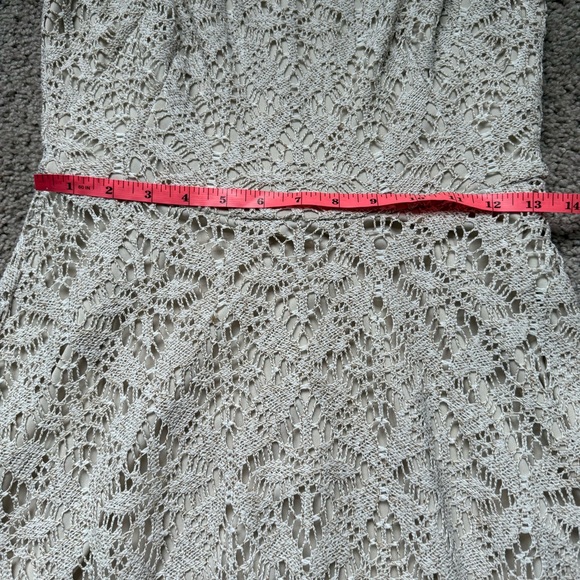 London Times Beige Lace Dress 4 - Picture 3 of 10